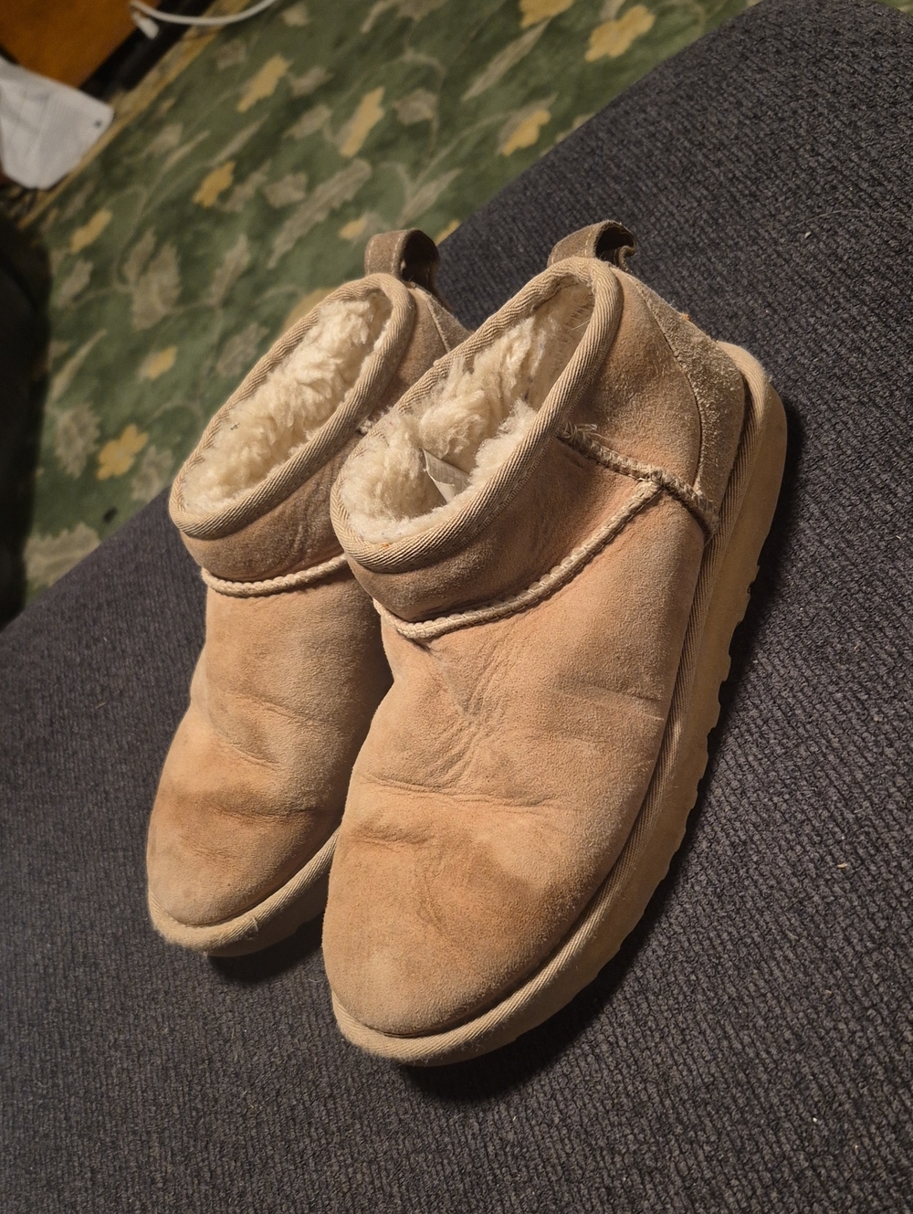 UGG Kids Shearling-Lined Short Boots - Chestnut